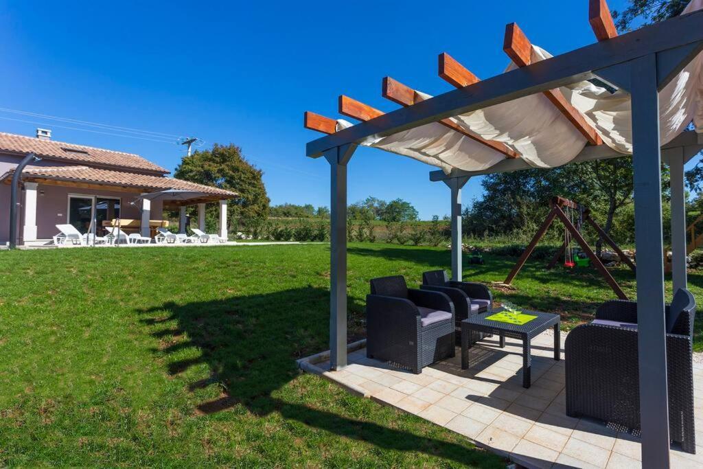 Modern House With Private Pool Villa Zminj Exterior photo